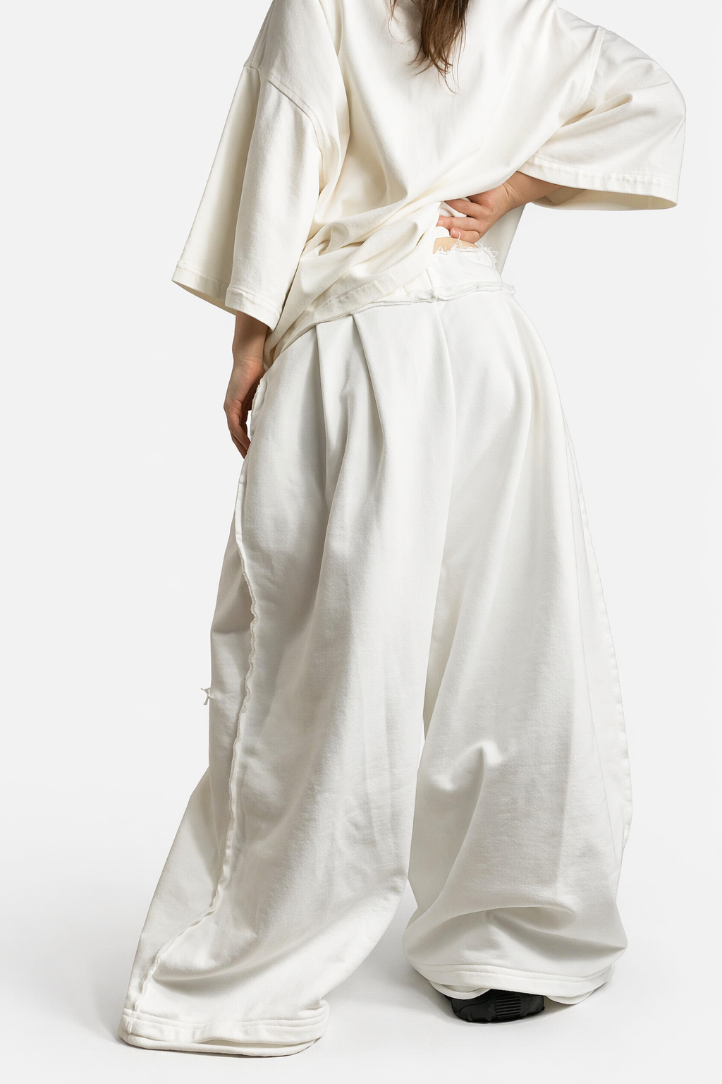 Dresowe Baggy z Zakładkami Złamana Biel (off-white)
